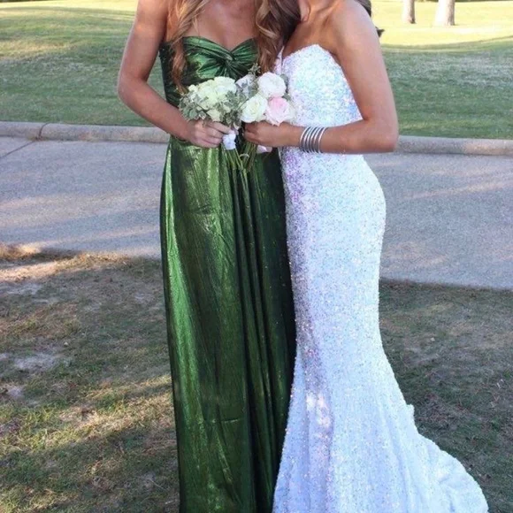 Portia and Scarlett White Iridescent Dress - Picture 3 of 3